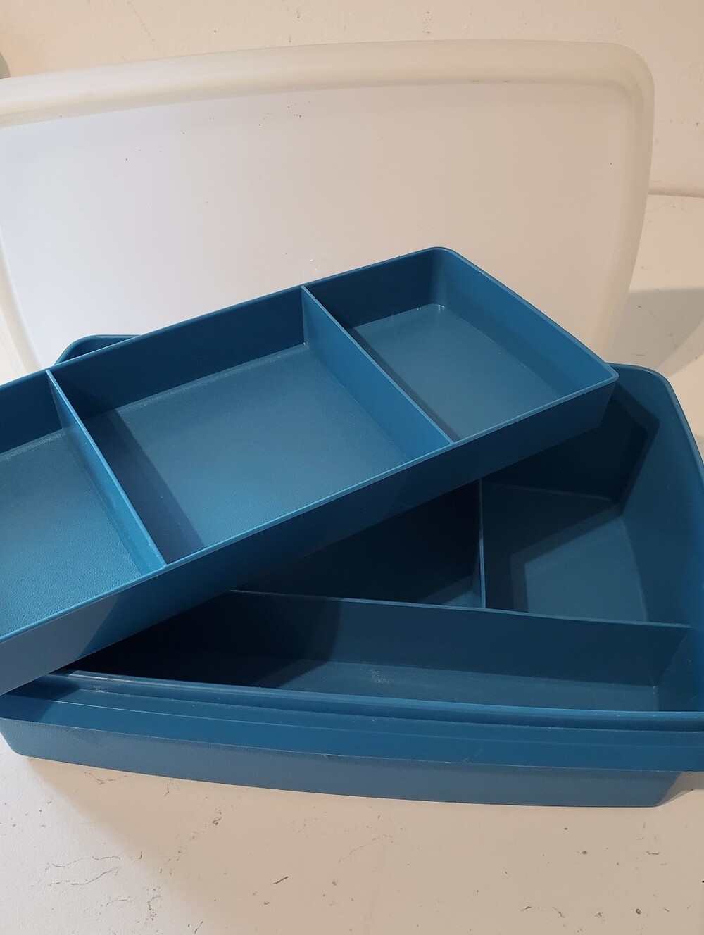Tupperware Divided Organizer Tray Container W Lid -